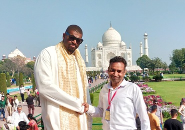 Taj Mahal Luxury Tour